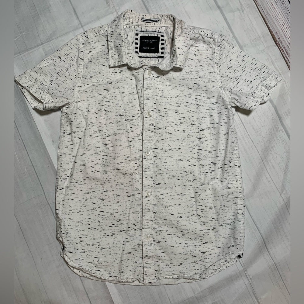 Denim & Flower lids button but collared shirt. Size 9/10.